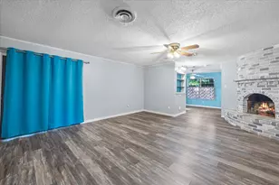 2308 Royal Ln, Greenville, TX 75402 - Photo 7
