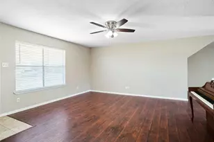 604 Timberline Dr, Hurst, TX 76053 - Photo 5