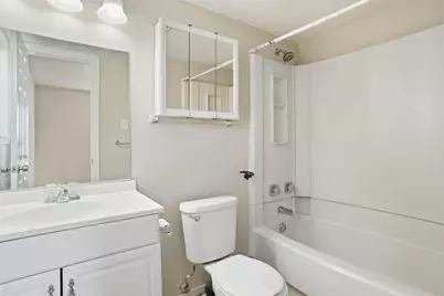 604 Timberline Drive, Hurst, TX 76053 - Photo 17