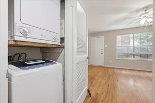 218 N Texas Blvd, Denton, TX 76201 - Photo 17