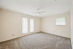 2414 Lakeview Cir, Arlington, TX 76013 - Photo 19