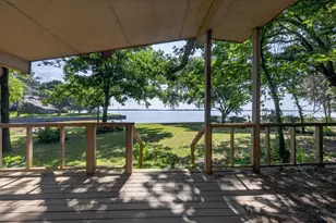 211 Rosemary Dr, Trinidad, TX 75163 - Photo 1
