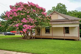 400 S Broad St, Saint Jo, TX 76265 - Photo 21
