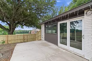 6422 Faircove Cir, Garland, TX 75043 - Photo 27