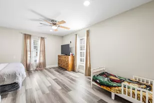 2006 Fort Worth St, Grand Prairie, TX 75050 - Photo 9