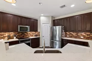 2129 Megan Creek Dr, Little Elm, TX 75068 - Photo 11