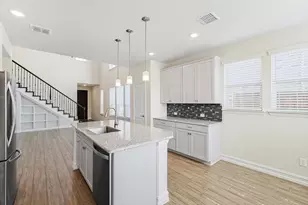 2806 Henson Ln, Garland, TX 75040 - Photo 11