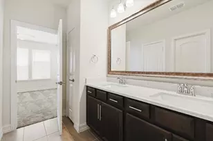 2806 Henson Ln, Garland, TX 75040 - Photo 17