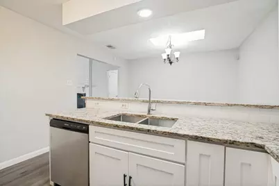 5102 Lakeridge Court, Garland, TX 75043 - Photo 9