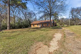 615 Quitman St, Pittsburg, TX 75686 - Photo 11