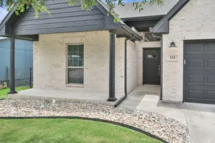124 Elm Ln, Roanoke, TX 76262 - Photo 3