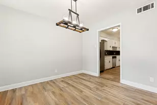 14372 Haymeadow Cir, Dallas, TX 75254 - Photo 11