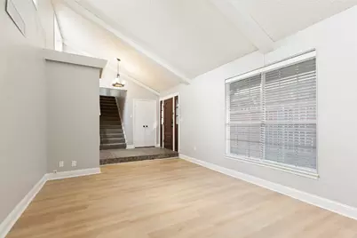14372 Haymeadow Circle, Dallas, TX 75254 - Photo 7