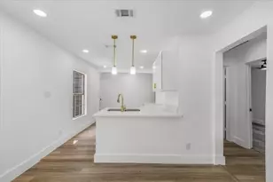 1808 Glenmore Ave, Fort Worth, TX 76102 - Photo 15