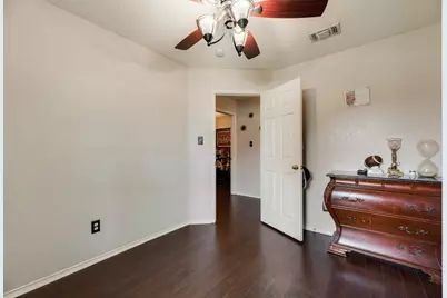 808 Chancellorsville Parkway, Grand Prairie, TX 75052 - Photo 17