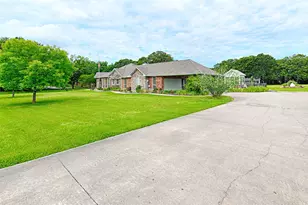 4082 Tracy Ln, Greenville, TX 75402 - Photo 39