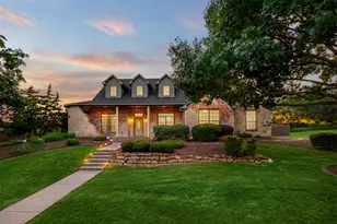 105 Country Ridge Ct, Red Oak, TX 75154 - Photo 1