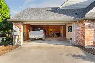 105 Country Ridge Ct, Red Oak, TX 75154 - Photo 37