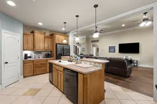 105 Country Ridge Ct, Red Oak, TX 75154 - Photo 13