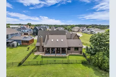 404 Charleston Park Drive, Woodway, TX 76712 - Photo 33