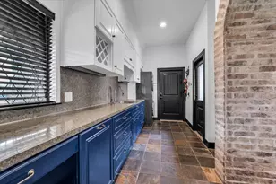 404 Charleston Park Dr, Woodway, TX 76712 - Photo 15