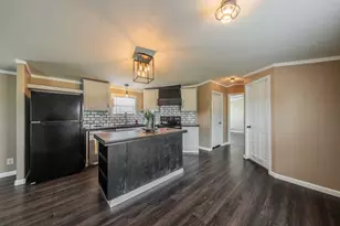 18035 Brookfield Dr, Justin, TX 76247 - Photo 5