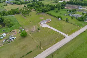 18035 Brookfield Dr, Justin, TX 76247 - Photo 23