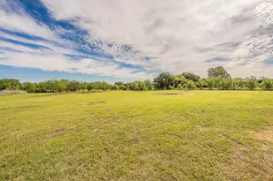 18035 Brookfield Dr, Justin, TX 76247 - Photo 19
