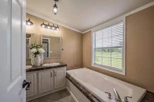 18035 Brookfield Dr, Justin, TX 76247 - Photo 11