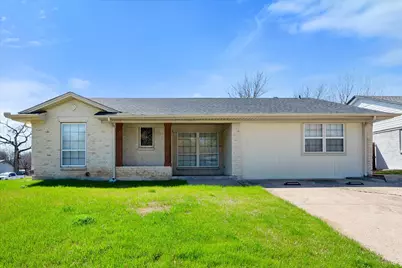 2316 Gilbert Circle, Arlington, TX 76010 - Photo 37