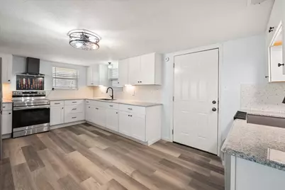 2316 Gilbert Circle, Arlington, TX 76010 - Photo 11