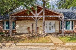 3130 Oak Trail Dr, Granbury, TX 76048 - Photo 1