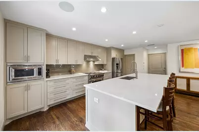 9261 Meadowglen Drive, Dallas, TX 75238 - Photo 25