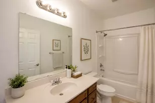 320 Woodgrove Dr, Little Elm, TX 75068 - Photo 9