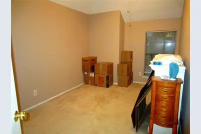 940 Sylvan Creek Drive, Lewisville, TX 75067 - Photo 13