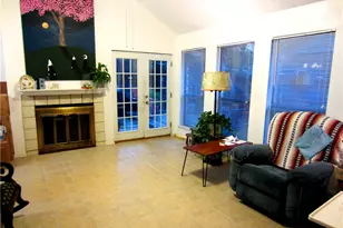 940 Sylvan Creek Dr, Lewisville, TX 75067 - Photo 5