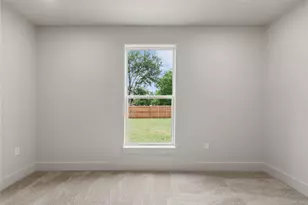 502 W 6th St, McGregor, TX 76657 - Photo 7