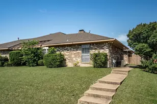 2223 Woodcreek, Carrollton, TX 75006 - Photo 3