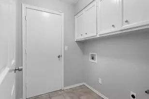 2223 Woodcreek, Carrollton, TX 75006 - Photo 15