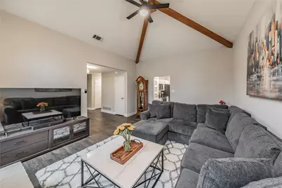 1521 Briarcrest Drive, Grapevine, TX 76051 - Photo 5