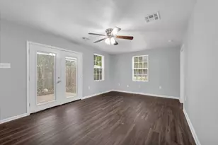 3904 James Ave, Waco, TX 76711 - Photo 9