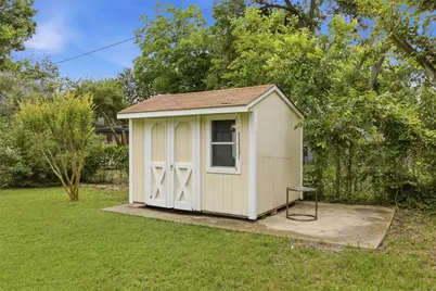 6141 Fairway Avenue, Dallas, TX 75227 - Photo 31