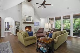 3602 4 Trees Dr, Weatherford, TX 76087 - Photo 5