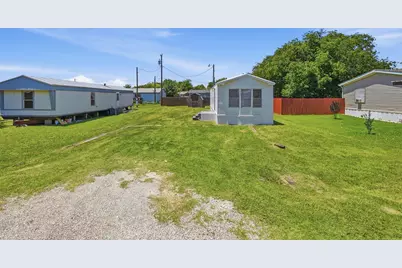 902 Flamingo, Granbury, TX 76049 - Photo 23