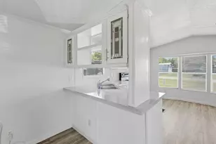 902 Flamingo, Granbury, TX 76049 - Photo 7