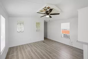 902 Flamingo, Granbury, TX 76049 - Photo 3