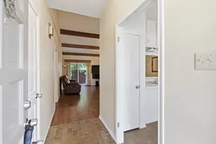 9621 Summerhill Ln, Dallas, TX 75238 - Photo 5