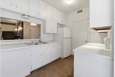 9621 Summerhill Lane, Dallas, TX 75238 - Photo 11