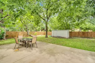 206 E Chico Dr, Garland, TX 75041 - Photo 15