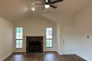 1815 Lombard St, Garland, TX 75043 - Photo 3